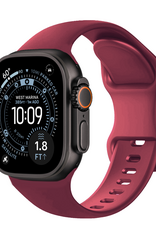BASEY. BASEY. Apple Watch Bandje Siliconen Verstelbaar (49 mm) - Donker Rood
