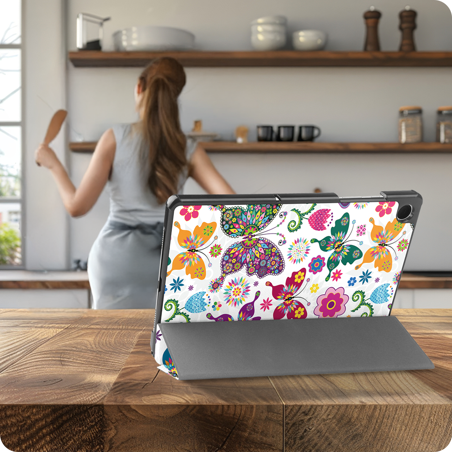 BASEY. Hoesje Geschikt voor Samsung Galaxy Tab A9 Plus Hoes Case Tablet Hoesje Tri-fold - Hoes Geschikt voor Samsung Tab A9 Plus Hoesje Hard Cover Bookcase Hoes - Vlinders