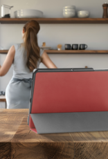 BASEY. Hoesje Geschikt voor Samsung Galaxy Tab A9 Plus Hoes Case Tablet Hoesje Tri-fold Met Screenprotector - Hoes Geschikt voor Samsung Tab A9 Plus Hoesje Hard Cover Bookcase Hoes - Donkerrood