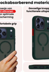 NoXx NoXx iPhone 17 Pro Magsafe Hoesje Donkergroen Met Screenprotector