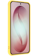 NoXx NoXx Samsung Galaxy S26 Plus Hoesje Siliconen Met 2x Screenprotector - Geel