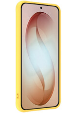Nomfy Nomfy Samsung Galaxy S26 Plus Hoesje Siliconen Met Screenprotector - Geel