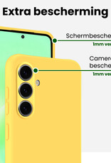 BASEY. BASEY. Samsung Galaxy A57 Hoesje Siliconen Met 2x Screenprotector - Geel