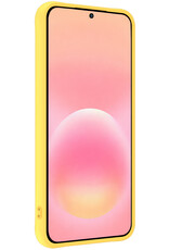 NoXx NoXx Samsung Galaxy A57 Hoesje Siliconen Met Screenprotector - Geel