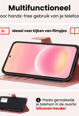 NoXx NoXx Samsung Galaxy A57 Hoesje Bookcase Met Screenprotector - Rose Goud