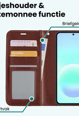 Forterra Forterra Samsung Galaxy A57 Hoesje Bookcase - Bruin