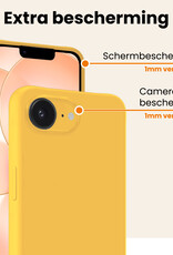 Nomfy Nomfy iPhone 17e Hoesje Siliconen Met 2x Screenprotector Met Dichte Notch - Geel