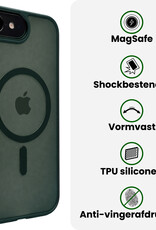 BASEY. BASEY. iPhone 17e Magsafe Hoesje Donkergroen Met 2x Screenprotector