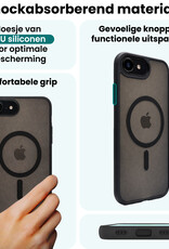 Forterra Forterra iPhone 17e Magsafe Hoesje Zwart Met Screenprotector