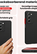 NoXx NoXx Xiaomi 15 Hoesje Siliconen Met Screenprotector - Zwart