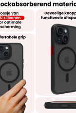 NoXx NoXx iPhone 15 Magsafe Hoesje Zwart Met Screenprotector