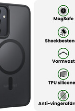 BASEY. BASEY. Samsung Galaxy A35 Magsafe Hoesje Zwart Met Screenprotector