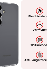 NoXx NoXx Samsung Galaxy S26 FE Hoesje Siliconen Met 2x Screenprotector - Transparant