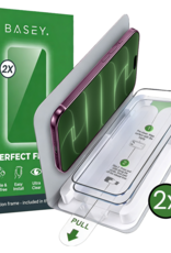BASEY. BASEY. iPhone 18 Pro Screenprotector Perfect Fit Kit - 2 PACK