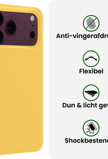 BASEY. BASEY. iPhone 18 Pro Max Hoesje Siliconen Met Screenprotector Met Dichte Notch - Geel