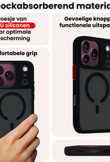 NoXx NoXx iPhone 18 Pro Magsafe Hoesje Zwart Met 2x Screenprotector