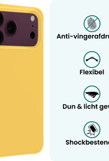 Forterra Forterra iPhone 18 Pro Hoesje Siliconen Met Screenprotector Met Dichte Notch - Geel