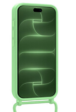 BASEY. BASEY. iPhone 18 Pro Max Hoesje Pashouder met Koord Met 2x Screenprotector - Groen