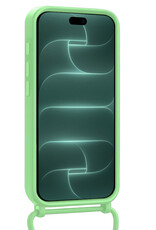 Forterra Forterra iPhone 18 Pro Hoesje Pashouder met Koord Met 2x Screenprotector - Groen