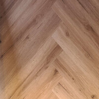 HSHB-1361 Rustiek eiken warmgrijs Visgraat Rigid Click PVC