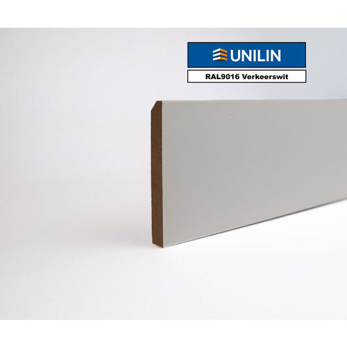Basics4Home 9mm MDF Design Plint Voorgelakt RAL9016 Basics4Home 9mm MDF Design Plint Voorgelakt RAL9016