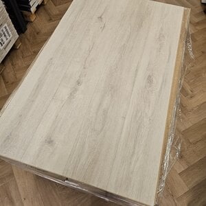 Egger Hannover Licht eiken 7V2 Laminaat