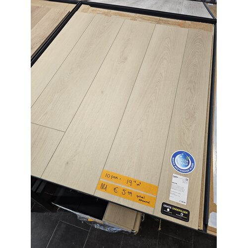 Magic Floors Plank 9 Sil Click PVC Rigidcore Magic Floors Plank 9 Sil Click PVC Rigidcore