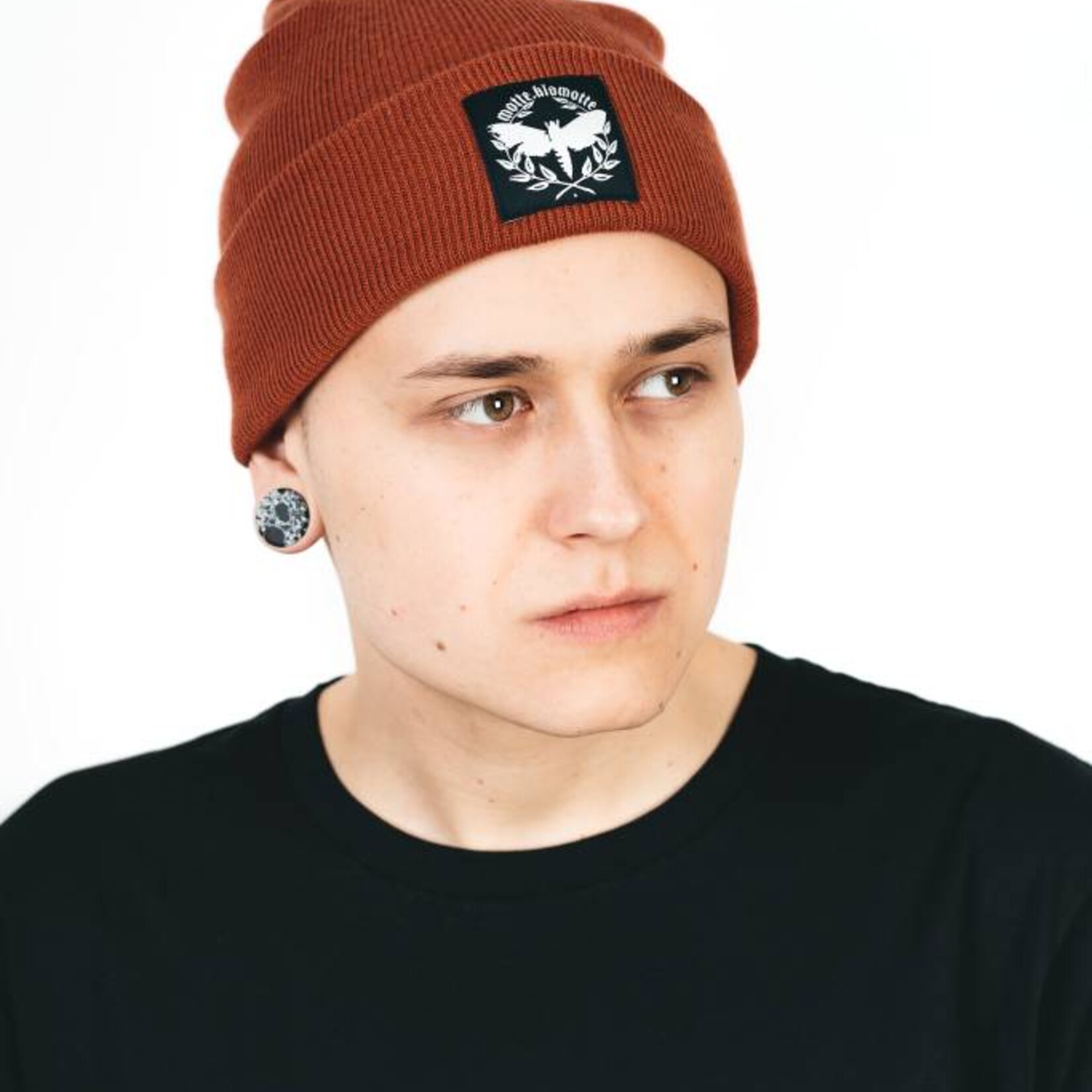 Motten Beanie rostrot