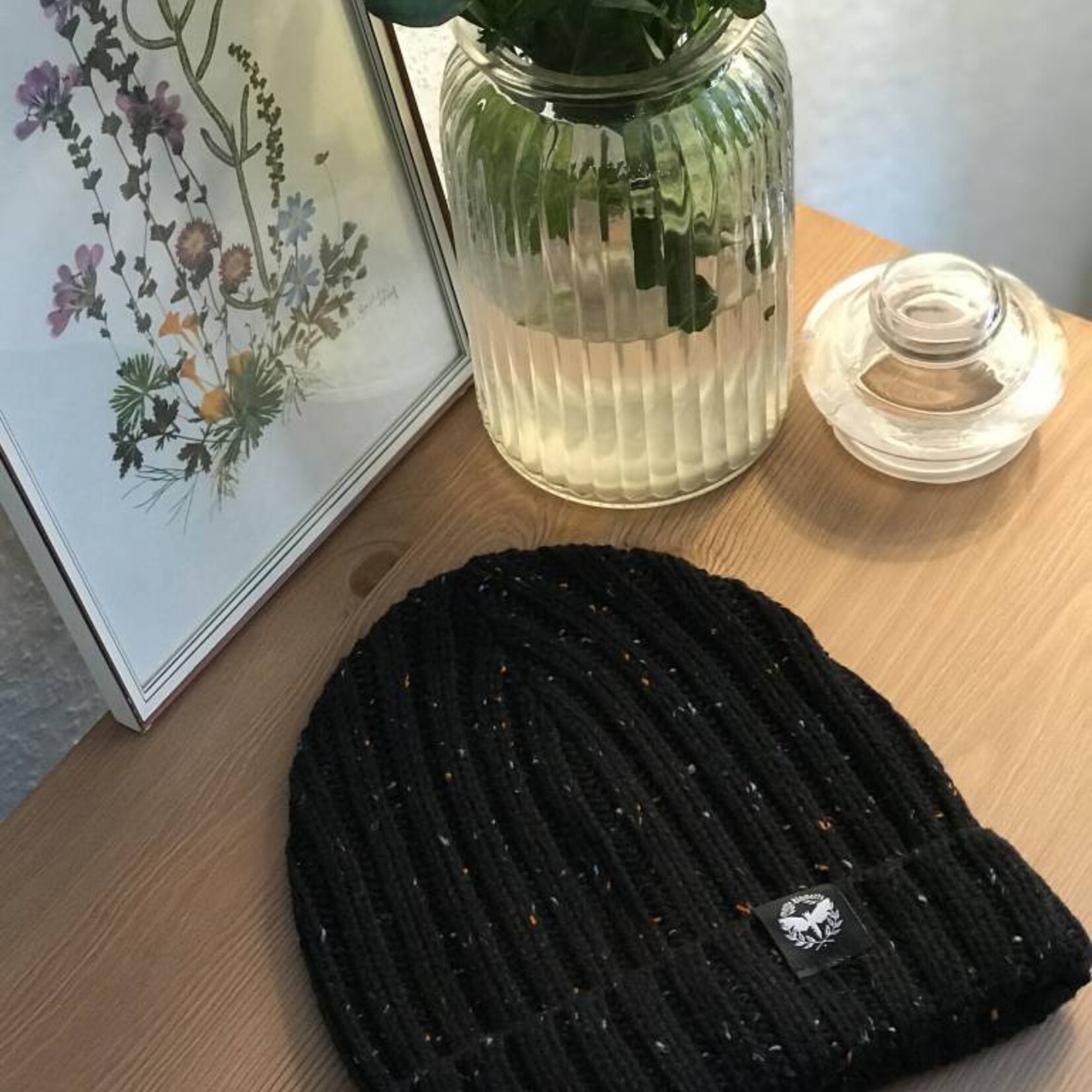Motte Beanie schwarz-gepunktet