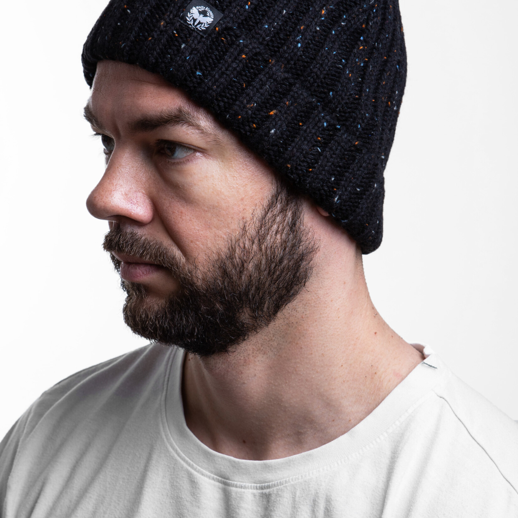 Motte Beanie black-dotted