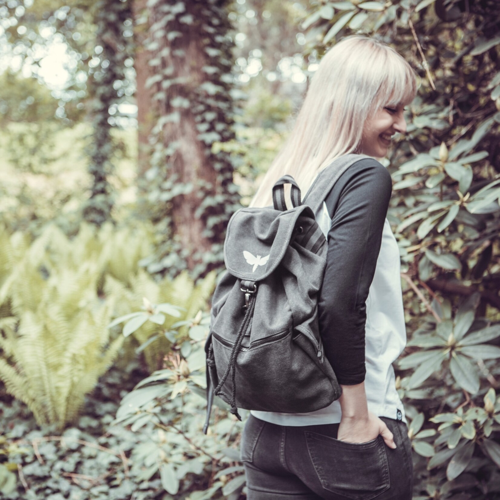 Motten Vintage  Backpack -black