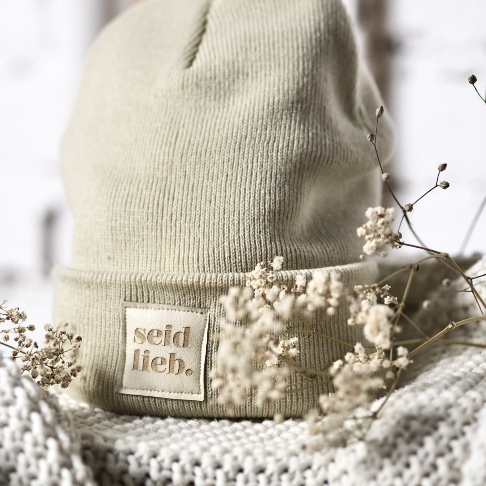 "seid lieb" Beanie sand