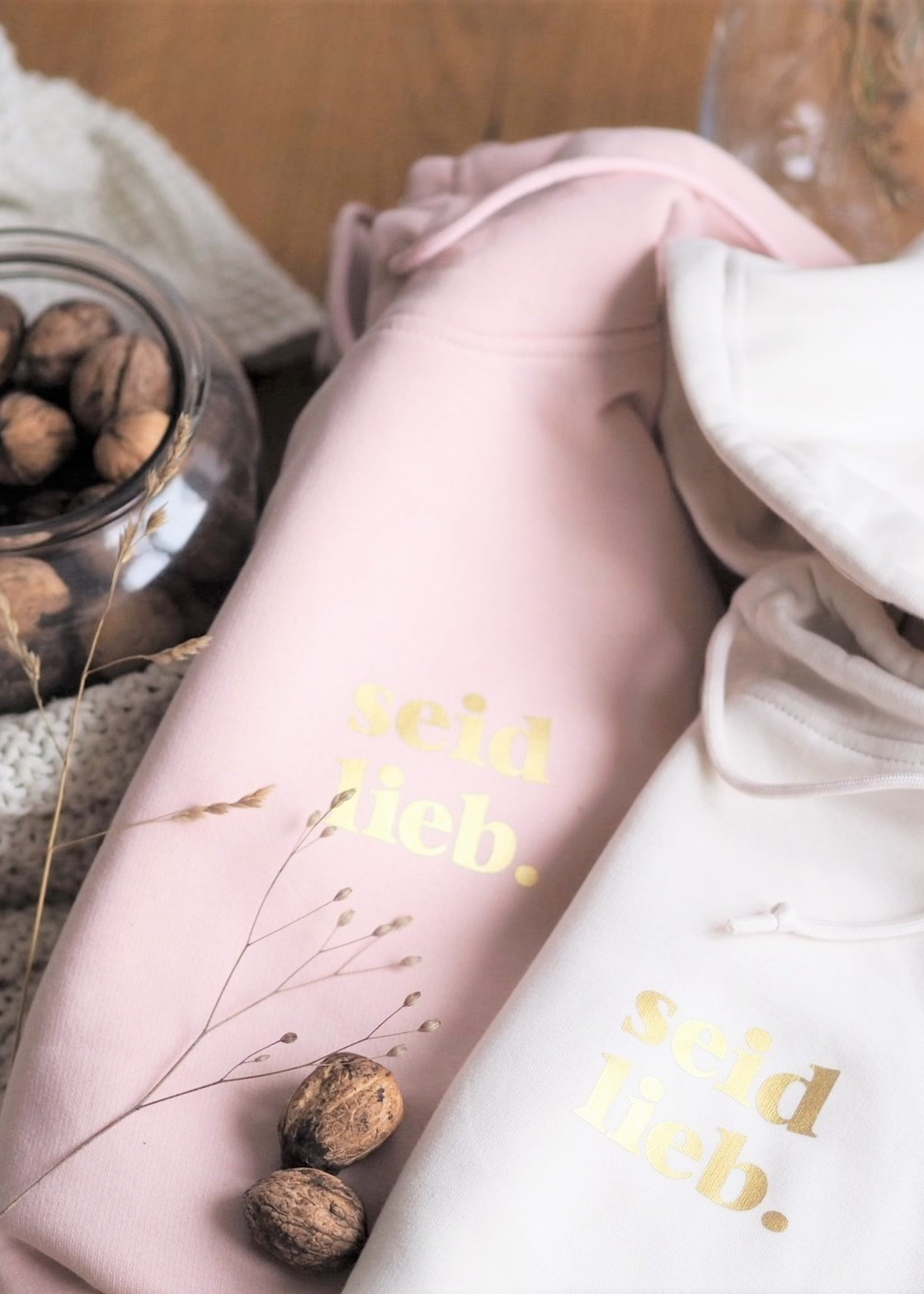 "Seid Lieb" Hoodie - cream