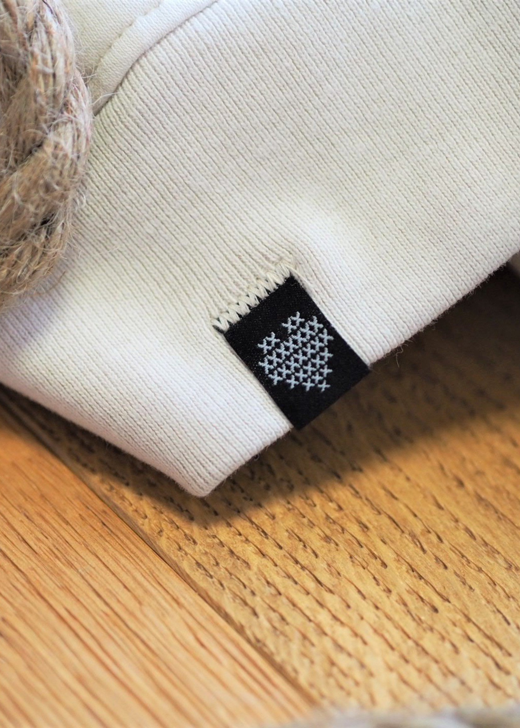 "Seid Lieb" Hoodie - cream