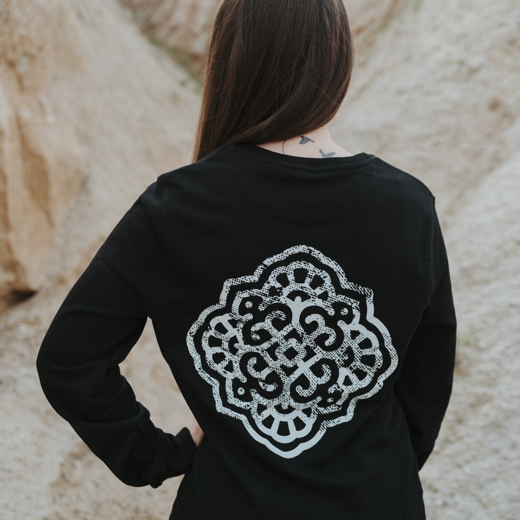 Ornamental Sweater -schwarz