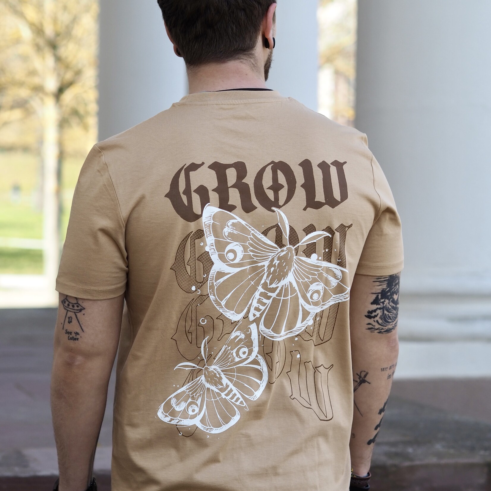 Grow T-Shirt sand