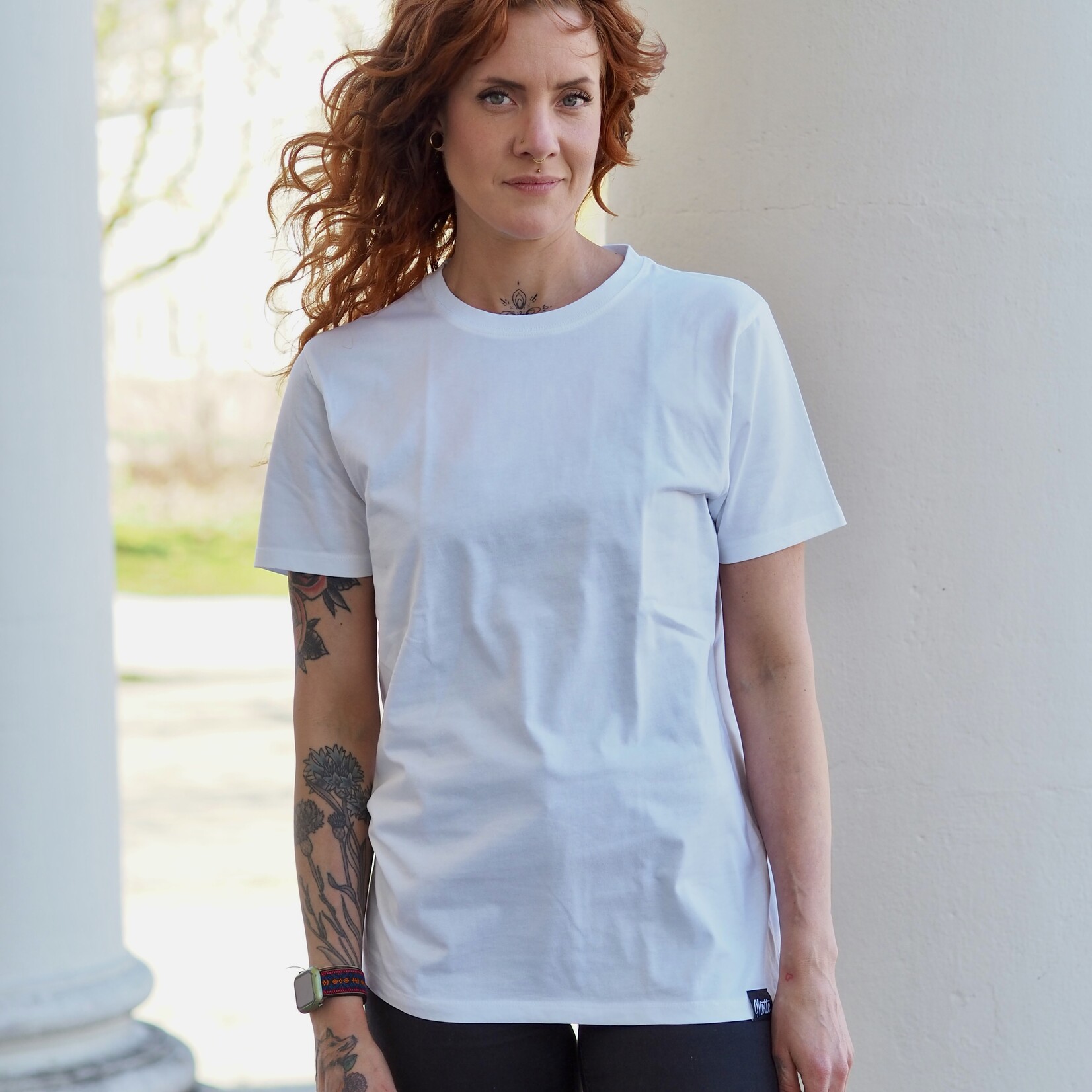 Bloom T-Shirt weiß mit optionalem Brustprint