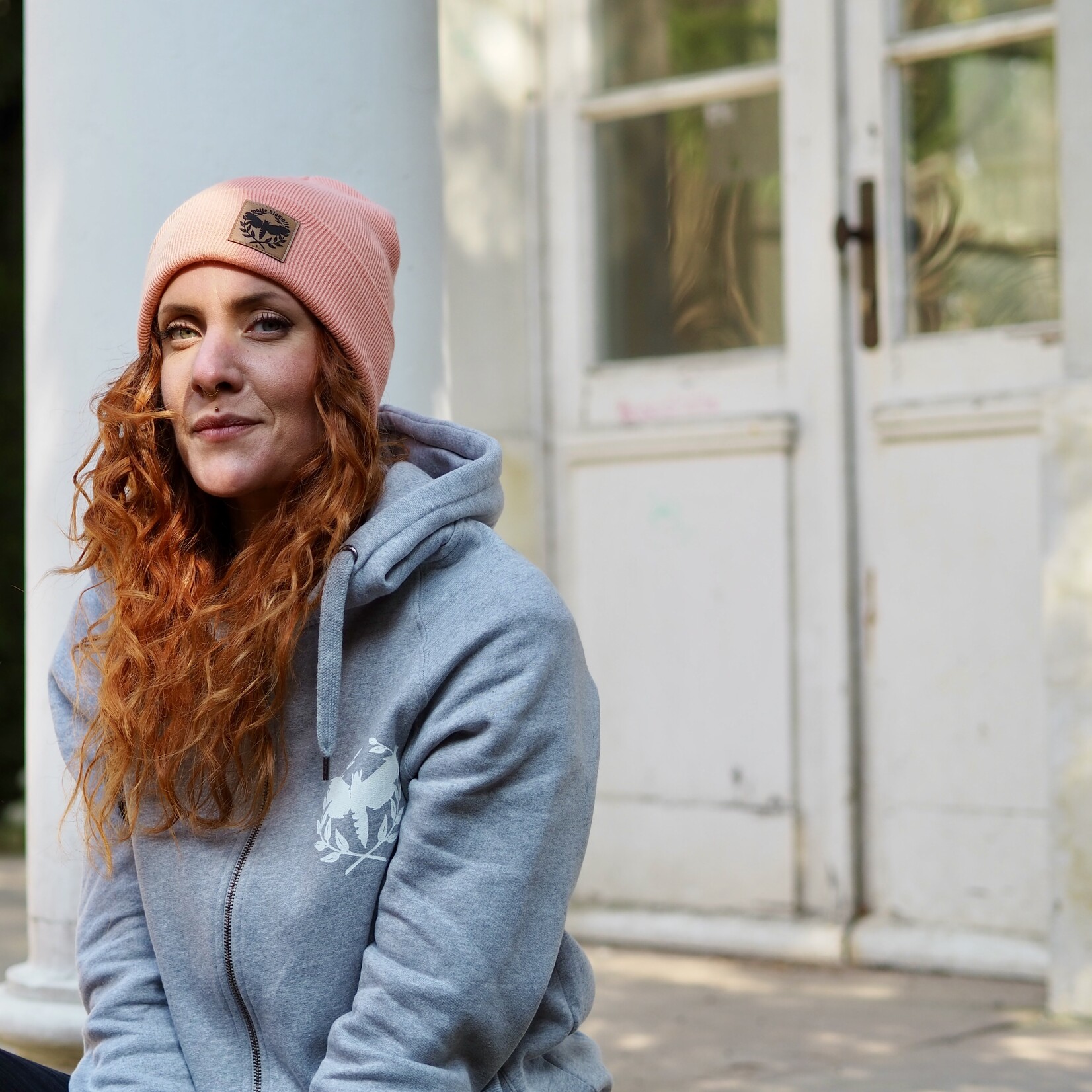 Beanie Fake-Leder-Patch im strahlenden peach