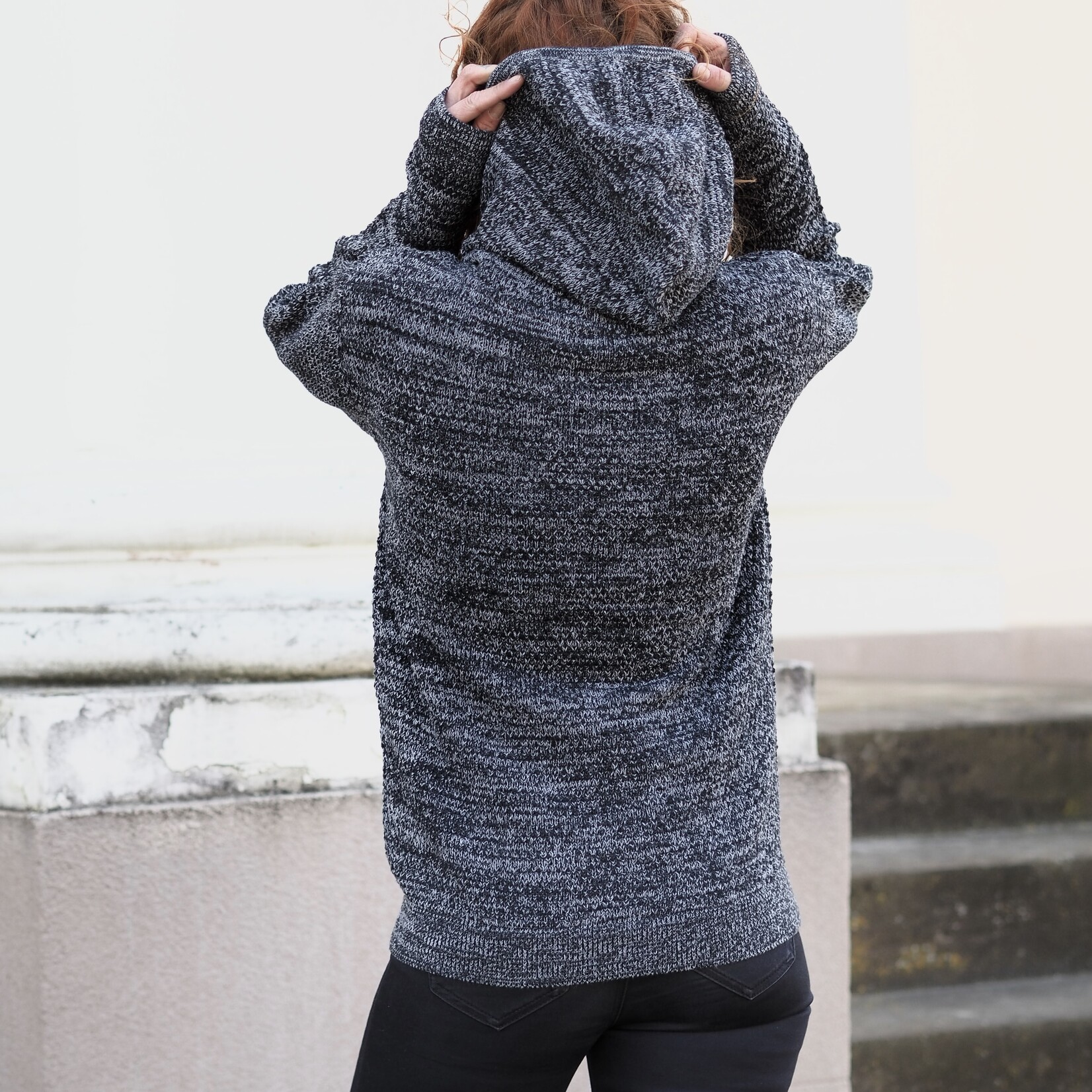 Strick- Hoodie - grau