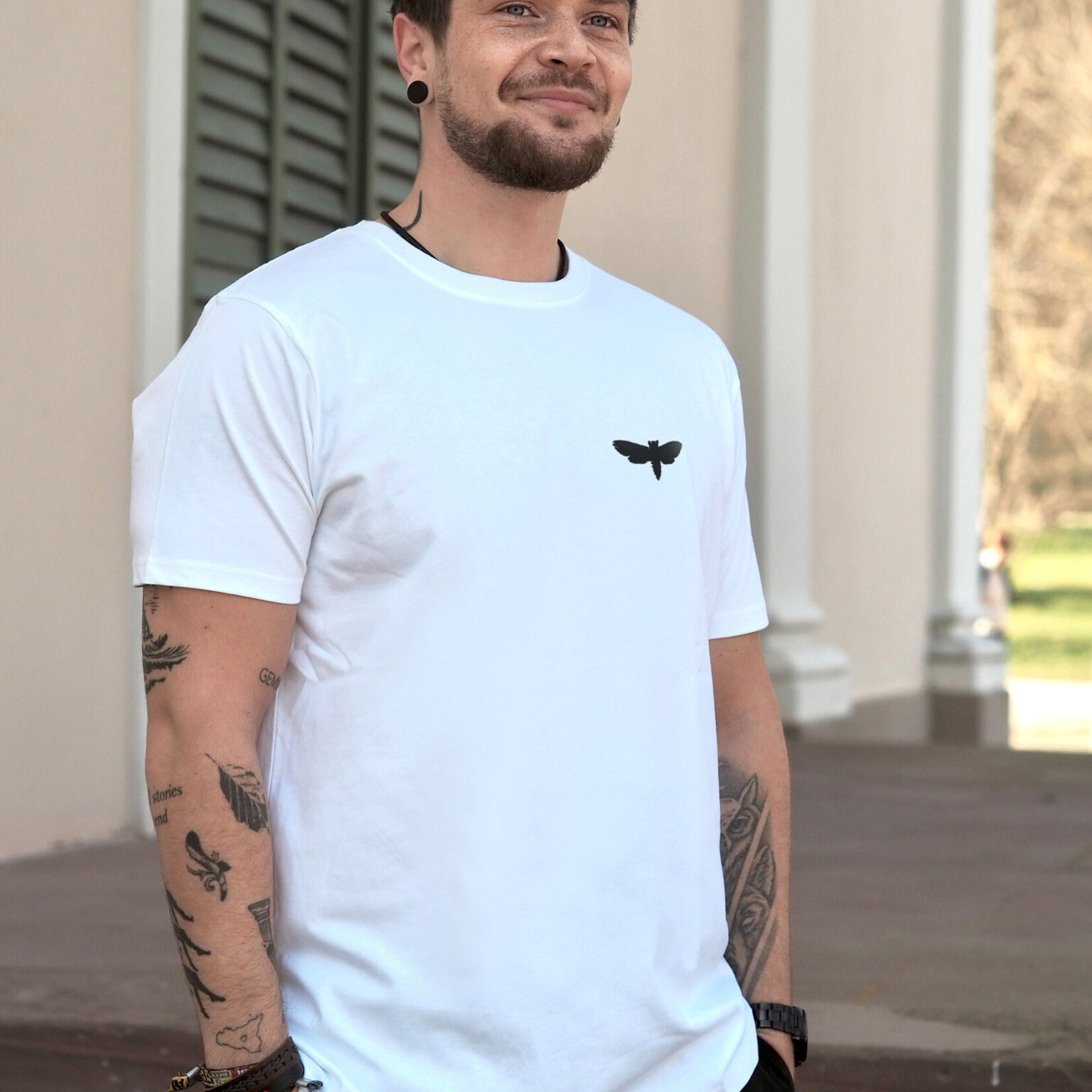 Bloom T-Shirt weiß mit optionalem Brustprint