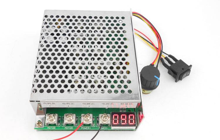 Myxl Dc Borstel Motor Speed Regulator Dc 12 V 24 V 36 V 48 V 5500 W High Power 100A Omkeerbaar Controller myxl kopen in de aanbieding Myxl Dc Borstel Motor Speed Regulator Dc 12 V 24 V 36 V 48 V 5500 W High Power 100A Omkeerbaar Controller myxl kopen in de aanbieding