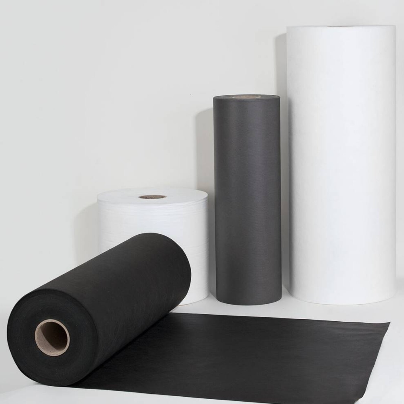 P. Glatzeder GmbH PP Spunbond Nonwoven 100 g/m², black, width 100 cm, 125 m, flame retardant according to B1