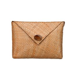 Krisha Clutch Nature