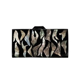 Zeaphae Clutch Blacklip
