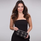 Babae Clutch Black Bituin