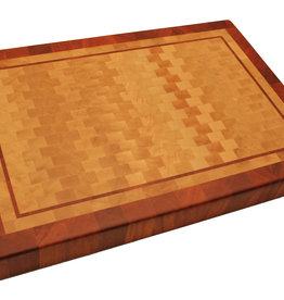 end grain cuttingboard made of hornbeam and tigerwood