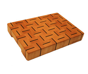 end grain cuttingboard with a woven patern of hard maple and tigerwood -  Kitchen artwoods