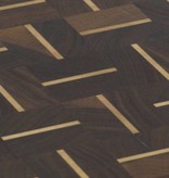 Kopshouten snijplank van Amerikaans walnoot met streepjes esdoorn in een alternerend patroon