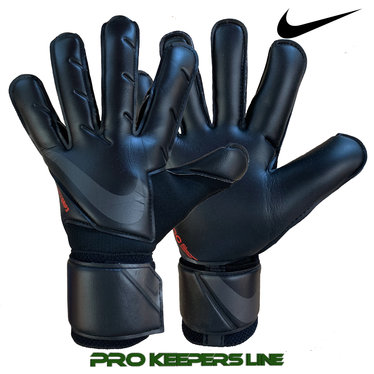 nike grip3 goalkeeper