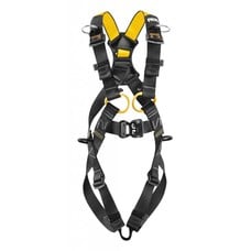 Fall arrest harnesses